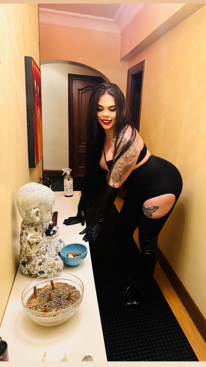 DOMINANTE REINA DE LA LECHE