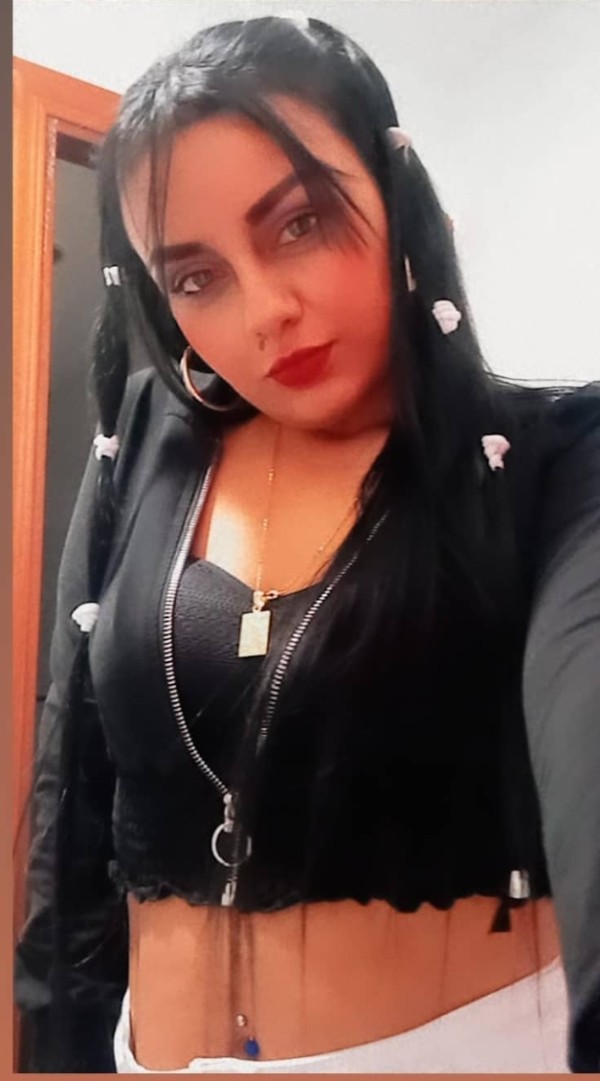 Dame esa rica lechita y yo te doy mis fluidos ricos