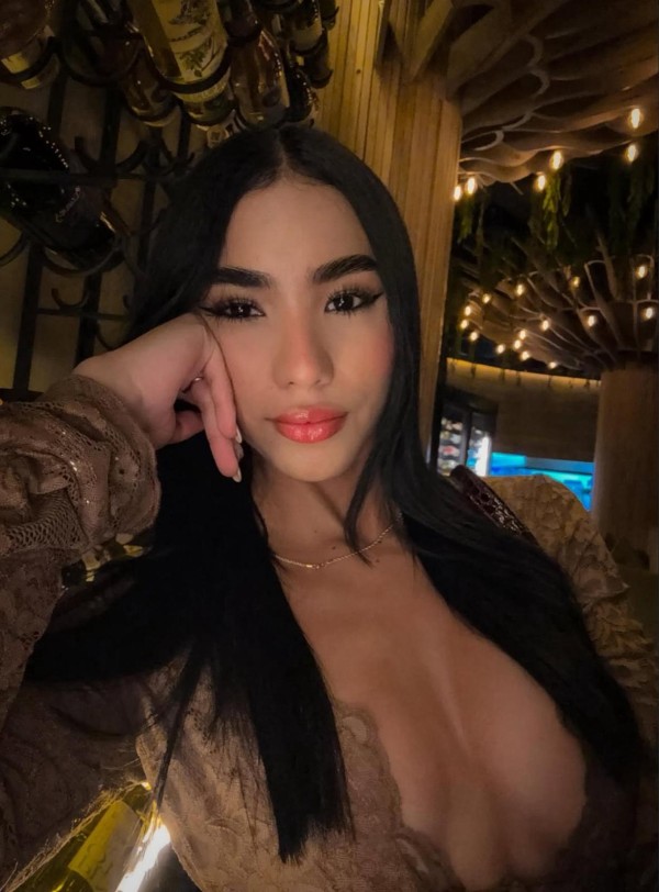 SOY veronica UNA CHICA CARIÑOSA QUE ESTA CACHONDA