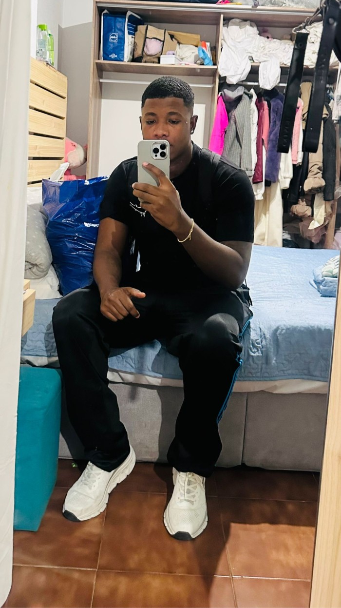 MICHAEL VERSATIL100% MASCULINO POLLA SIEMPRE DURA En Alicante