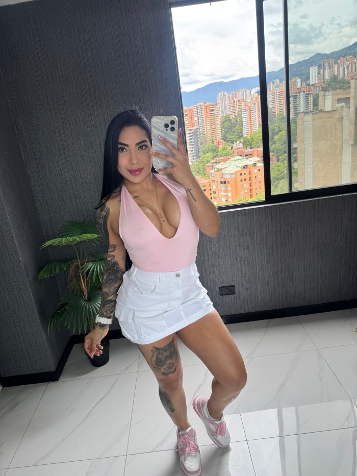 UNA HERMOSA COLOMBIANA SEXY