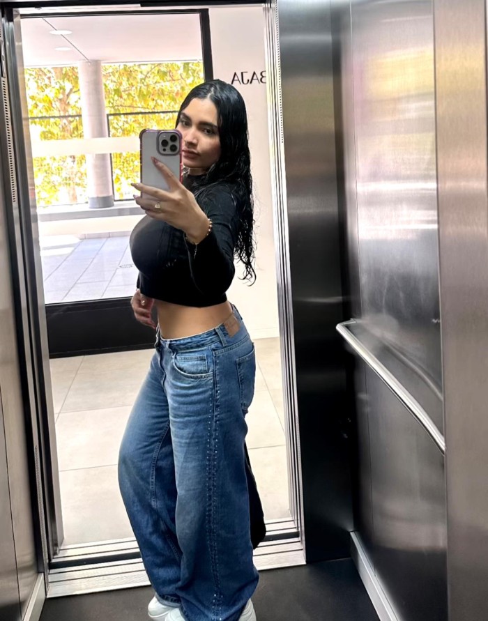 Alison Bella Joven Colombiana