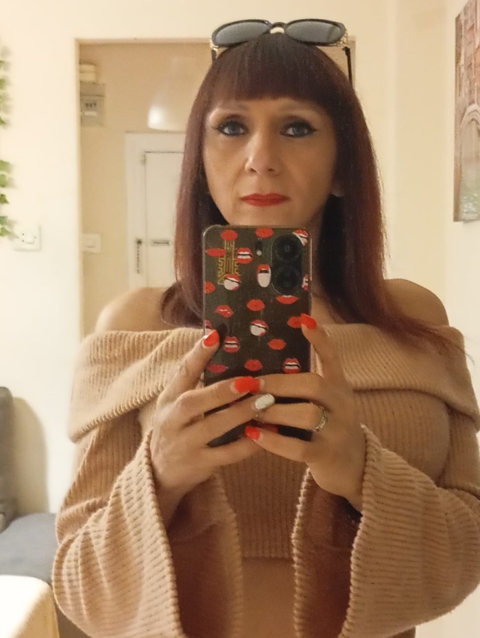 NOVEDADA JENNIFER! FEMENINA CACHONDA FIESTERA VICIOSA Y DISCRETA EN GIJON