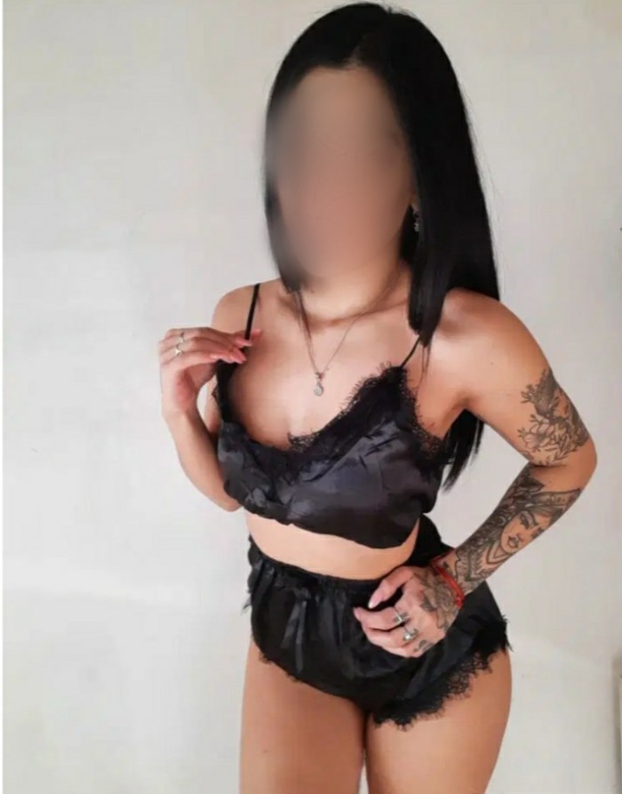 Guapa Jovencita independiente fiestera