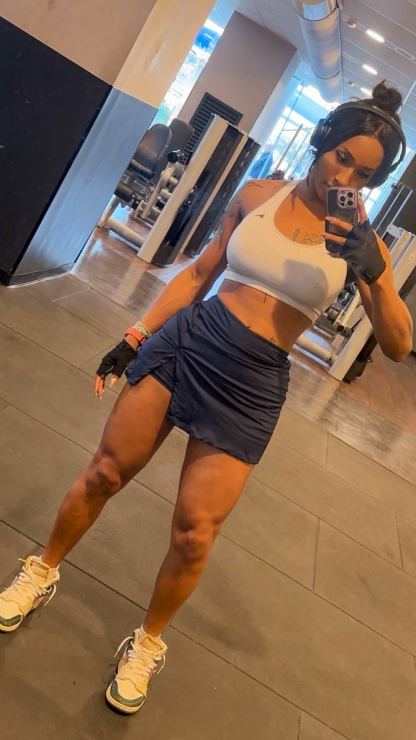 NO24h TRANS BRASILEÑA ACTIVAZA FIESTERA FOTOS ACTUALES VIVO SOLA