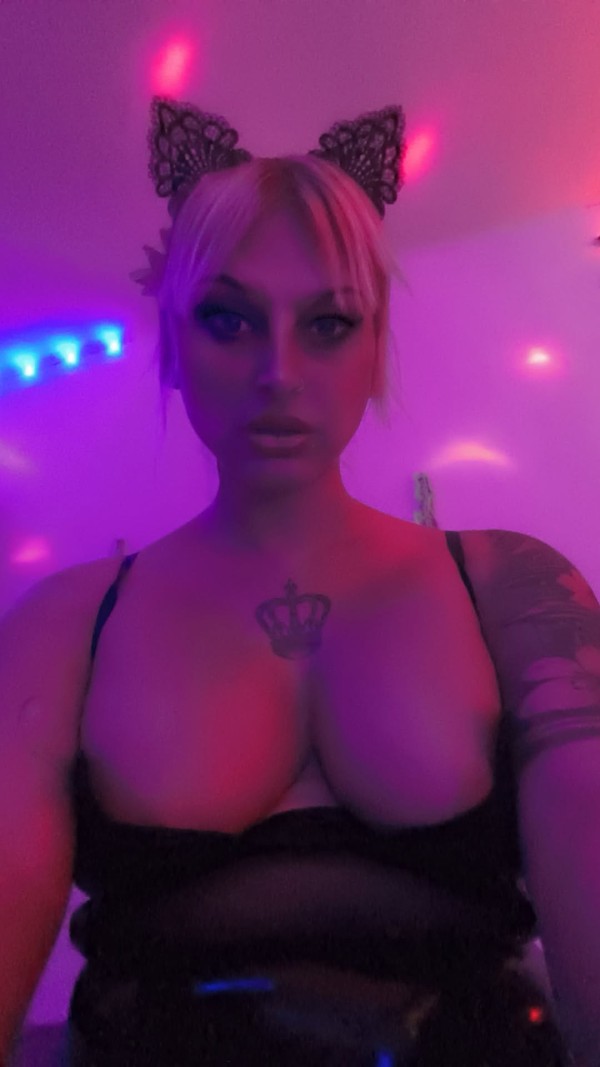 *Domina victoria * BDSM ABDL sexo natural coño culo y estrapoong fiesta