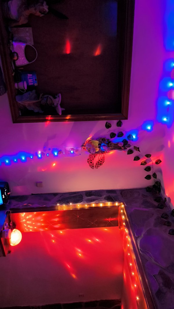 Dos dominas super jovencitas españolas rubias BDSM ABDL trio dúplex trio