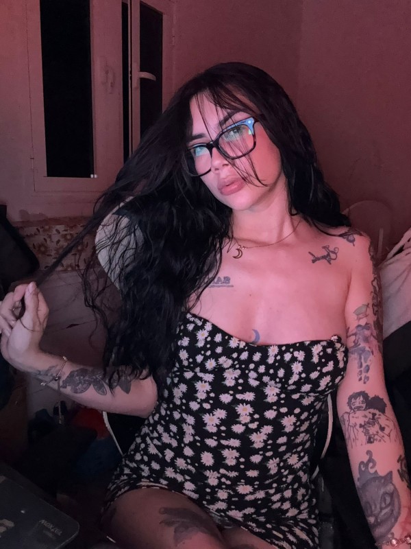 DANIELA, DESCUBRE MI MUNDO DE DESEO Y AVENTURA