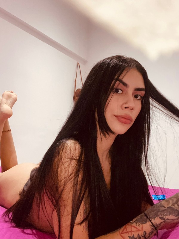 DANIELA, DESCUBRE MI MUNDO DE DESEO Y AVENTURA