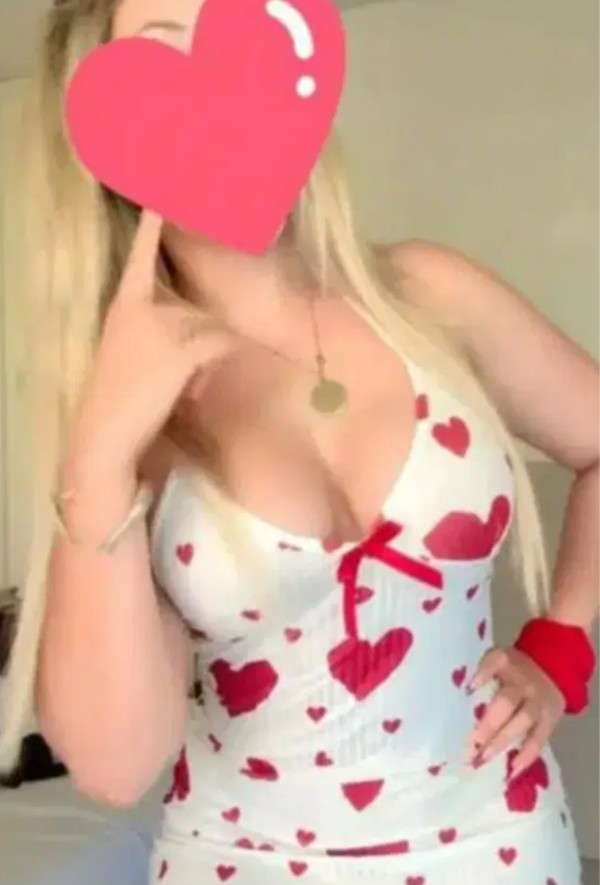 EN ZAMORA TIERNA ATRACTIVA Y VICIOSA  SEXO SIN LÍMITES