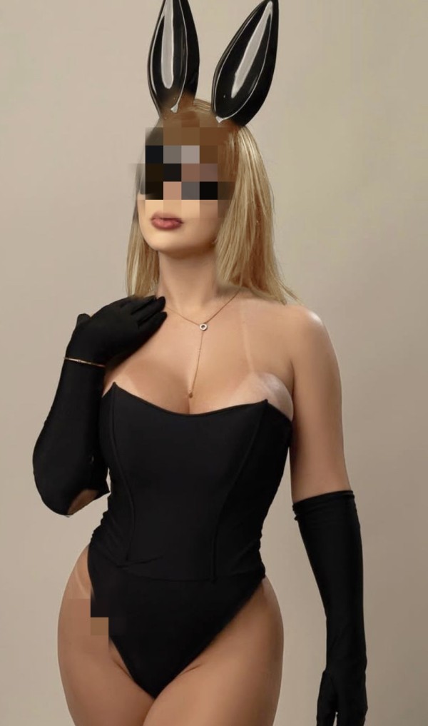 SOLO SALIDAS Hermosa milf colombiana fiestera rica y divertida guarra