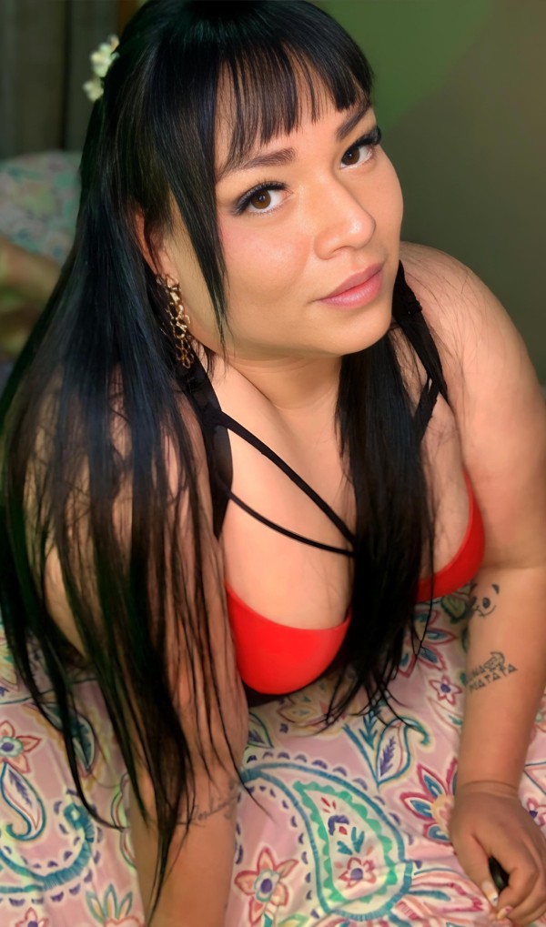 CURVY TRANS ZORRA NINFÓMANA SEXO PORNO SIN LÍMITES