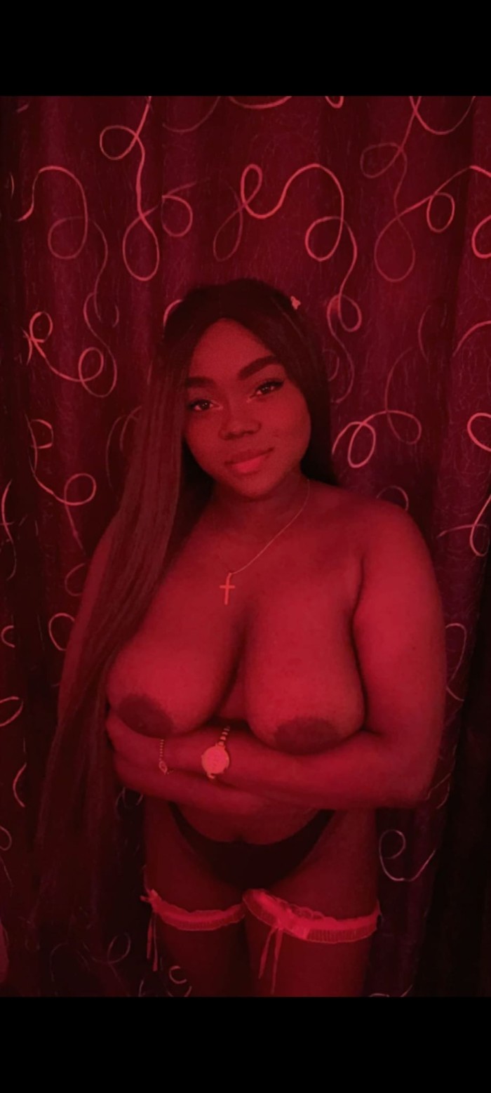 MULATA SIEMPRE  CACHONDA VICIOSA ADICTA AL SEXO