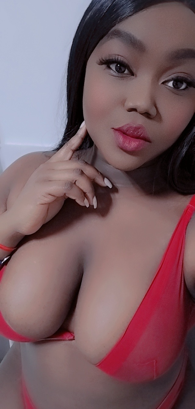 MULATA SIEMPRE CACHONDA VICIOSA ADICTA AL SEXO