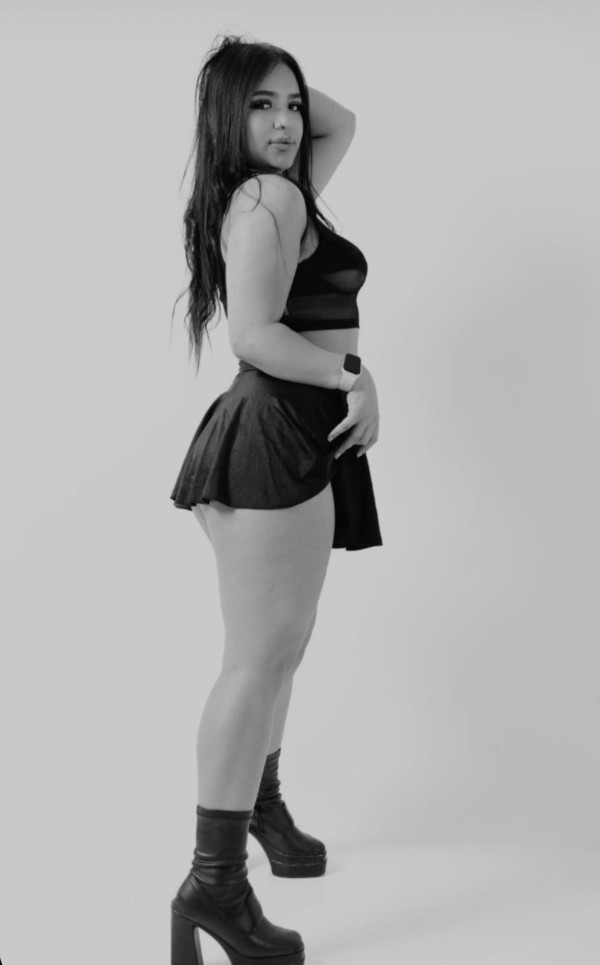 TE HARE PERDER LA CABEZA SERVICIO VIP EN CASTELLDEFELS