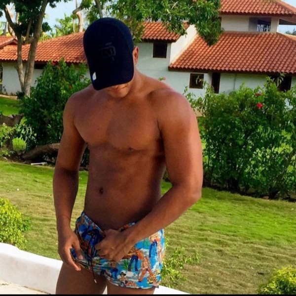 CARIBEÑO MULATO WAPO.MASAJE Y BUEN SEXO