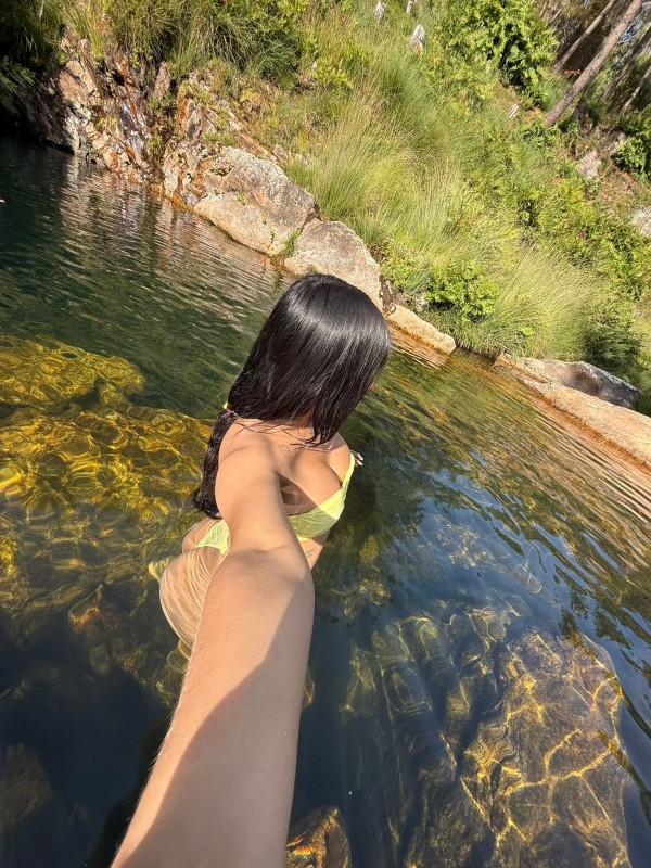 JOVENCITA VICIOSA LLENA DE MORBO Y ADICTA AL SEXO