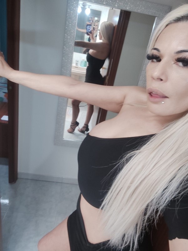 Cansado de mentiras? Engaños con fotos falsas y citas frías con prisas?