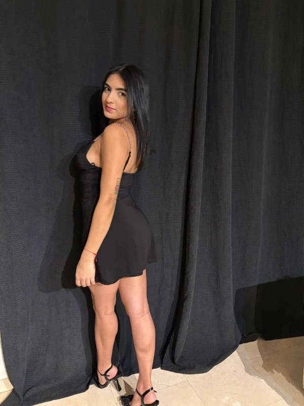 SARA. VEN Y HACEMOS POSTURAS BIEN RICAS