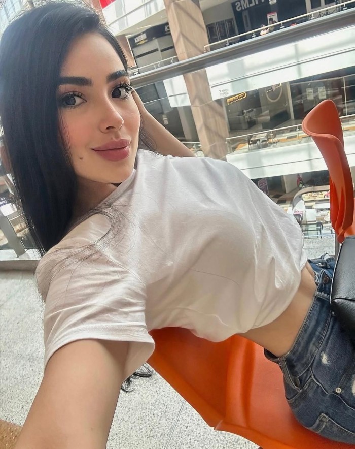 Latina escort de lujo 100% real
