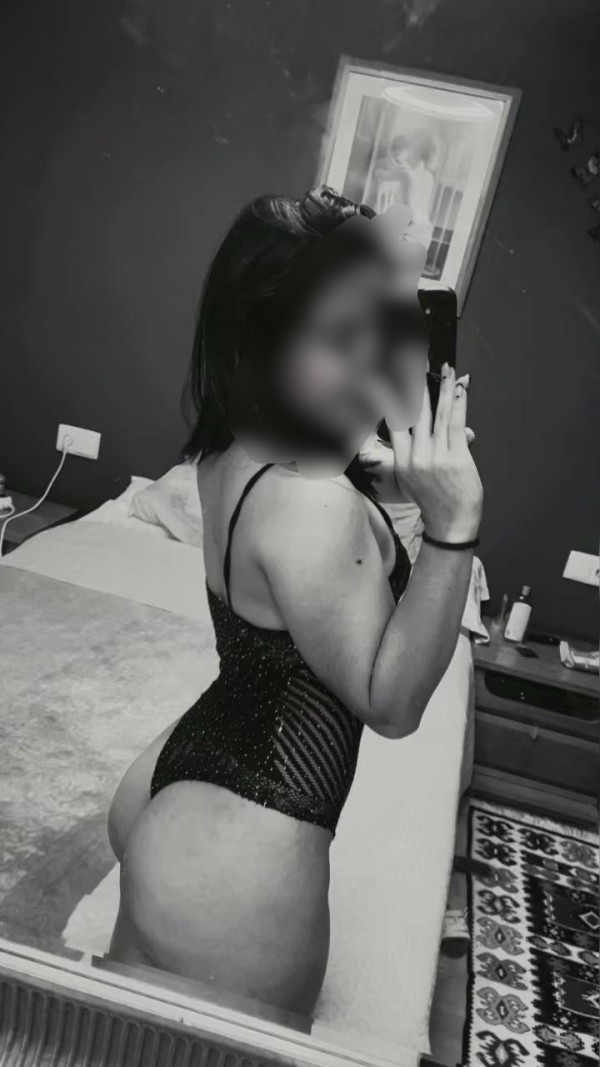 Jovencita de 1,45 muy manejable super novedad primera vez por tu ciudad