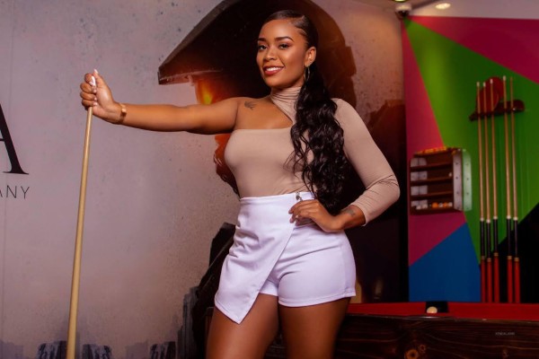 SOY SHARON SI QUIERES DIVERSION, PASION Y LUJURIA BUSCAME