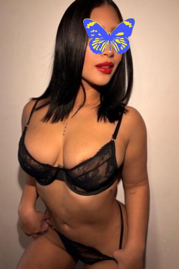 V.I.R.G.I.N.I.A. MADRILEÑA Y ESPAÑOLA EN MARBELLA