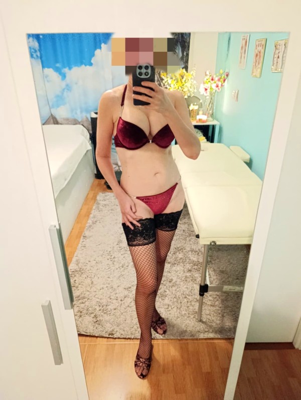 Eslava cuerpazo y cachonda,independiente