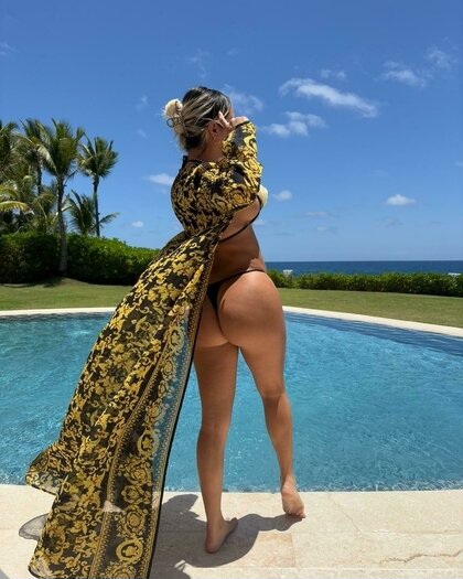 VEN PARA HACERTE UNA RICA CUBANITA