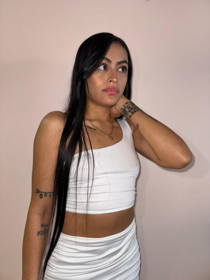 NINA, EXOTICA COLOMBIANA DE PASO POR MARBELLA