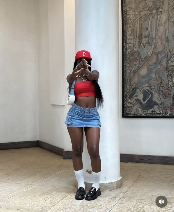 FIESTERA MORBOSA CACHONDA DESEOSA DE PLACER