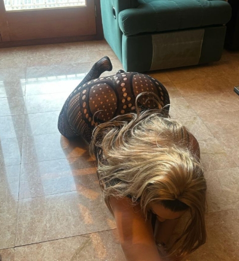 LLEGÓ DIOSA MASAJISTA FIESTERA TRAVIESA sin TABÚS