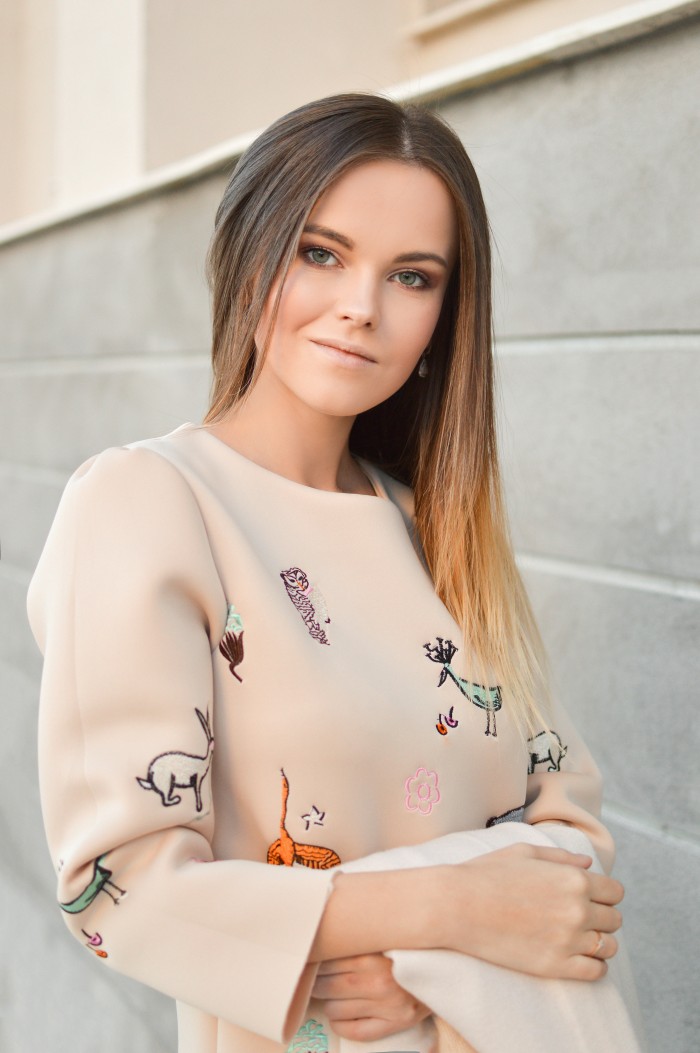 LATINA JUGUETONA DISPONIBLE 24!