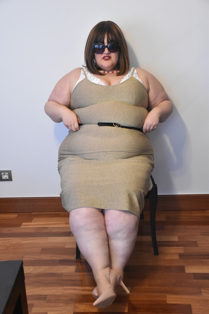 603173468_Ama domina solo para perras obedientes