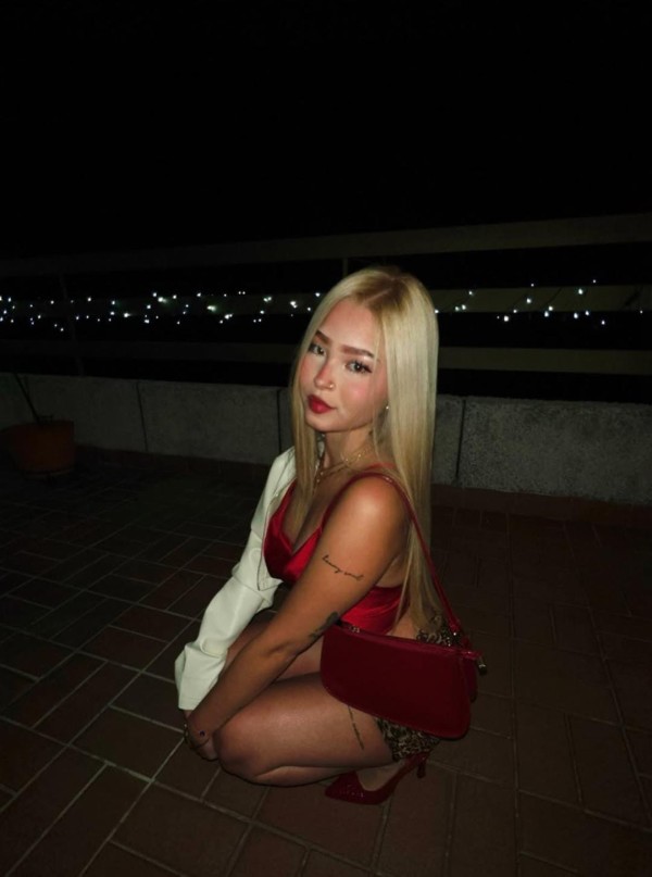 Morbosa Viciosa sensual latina de encanto colombiano, ven me encuentro sola