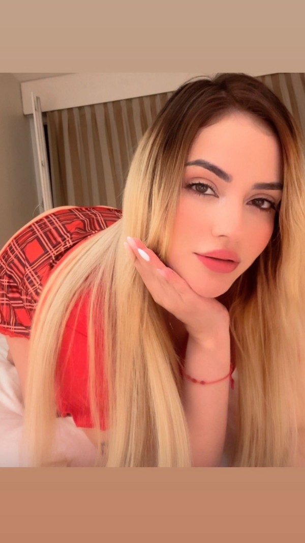 Colombiana en Barcelona hago salidas