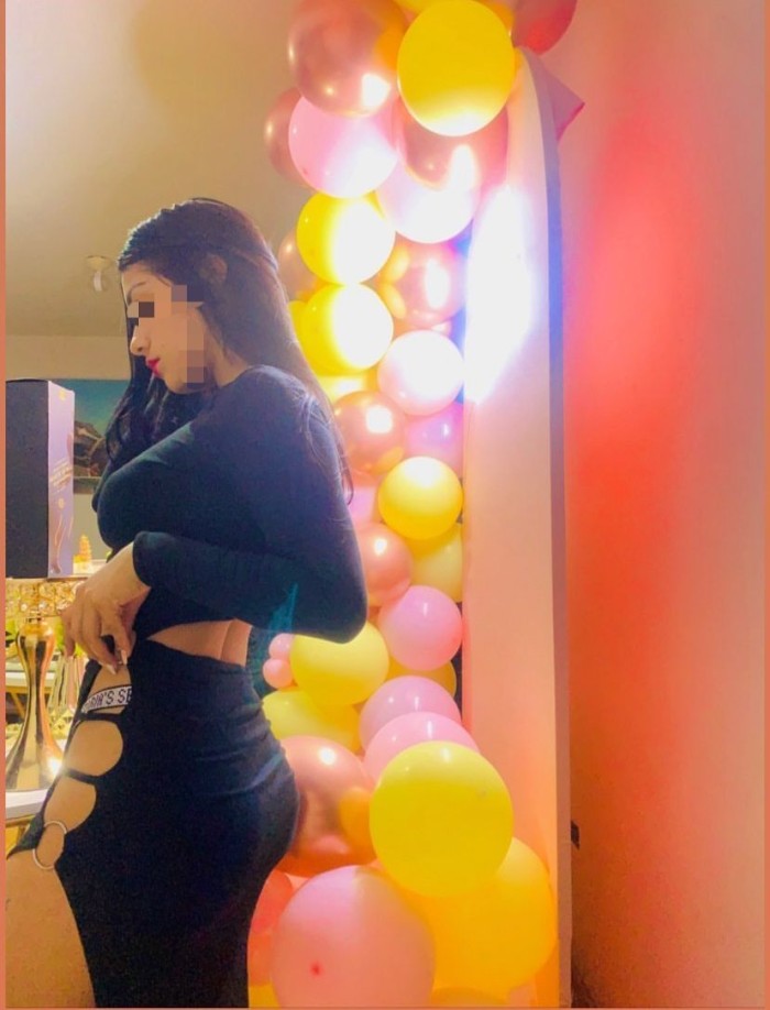 MUJER EXQUISITA COMPLACIENTE CALLE INDUSTRIAL 2