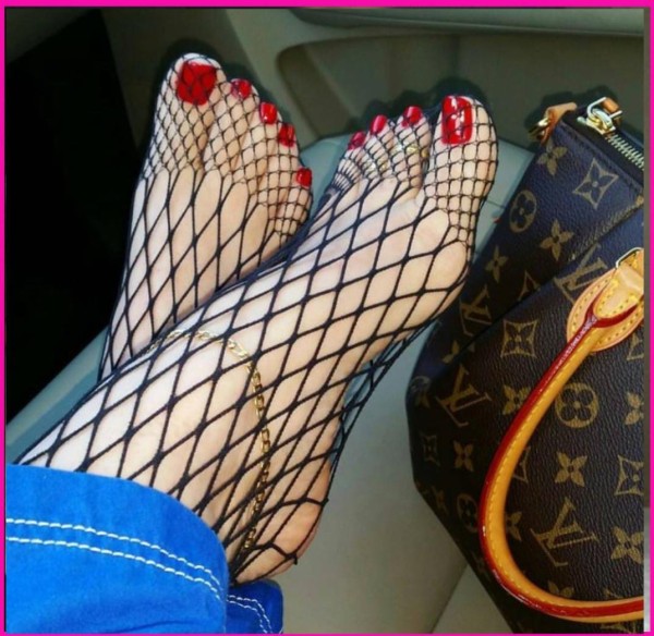 lOLA FETICHES TRANSFORMISMO CONSOLADORES RENTERIA