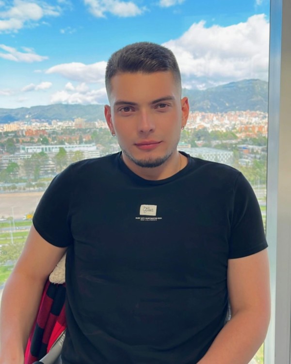 NOVEDAD EN TU CIUDAD MACHO DOMINANTE FIESTERO