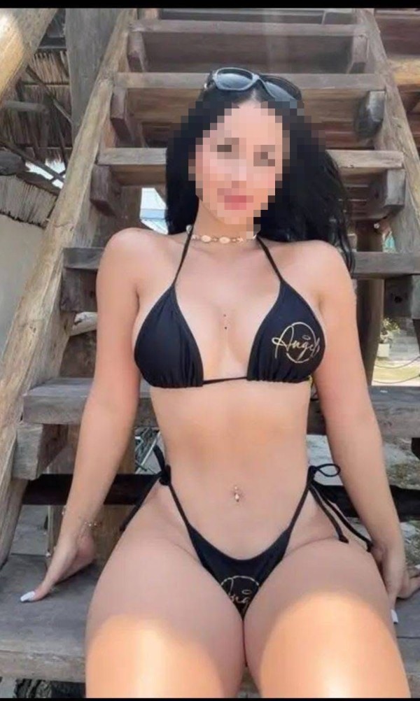 Naomy fogosa y cariñosa