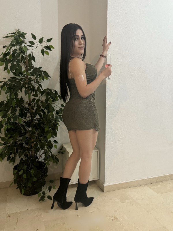 Benalmadena Disponible 24 horas, fiestera y complaciente