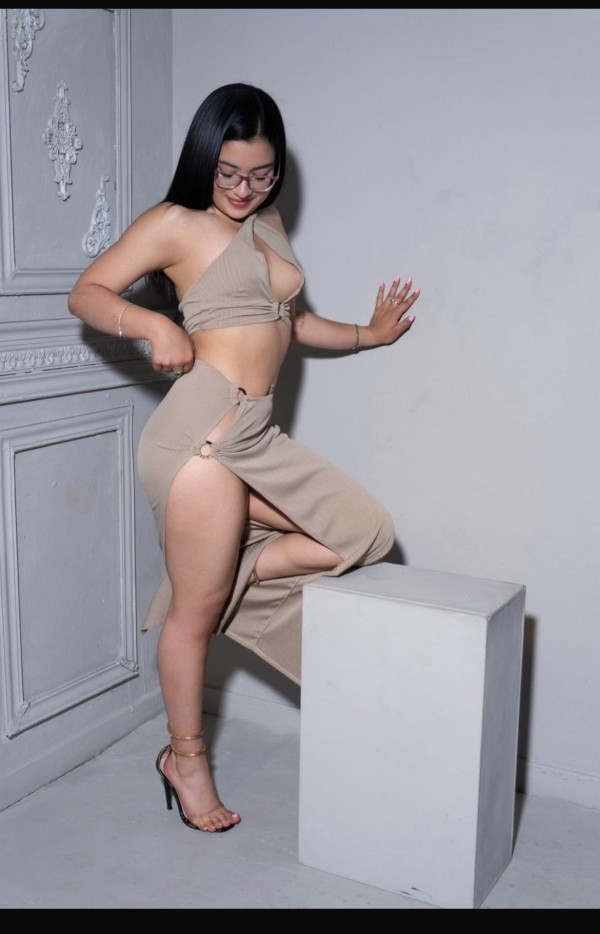 ARACELY EN VILLA DE VALLECAS (MADRID) ESPECTACULAR COLOMBIANA