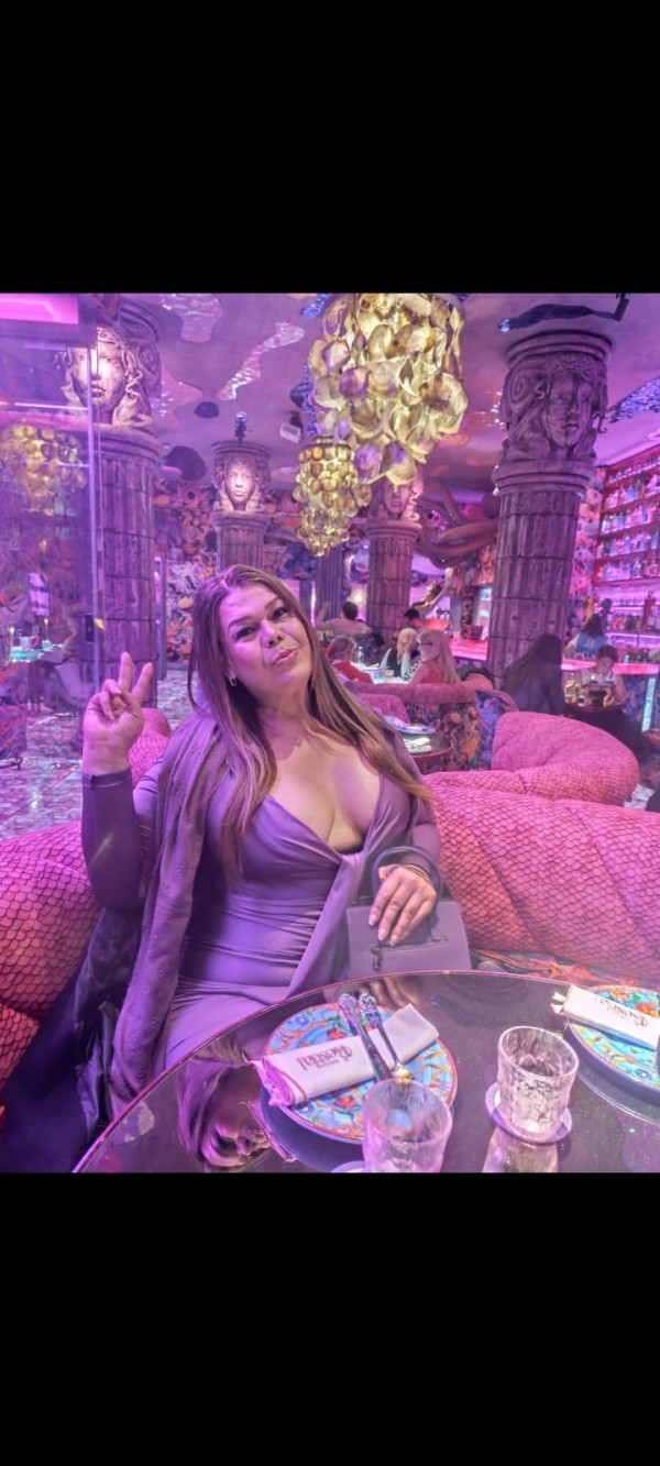 Cachonda trans curvy madurita en tu ciudad