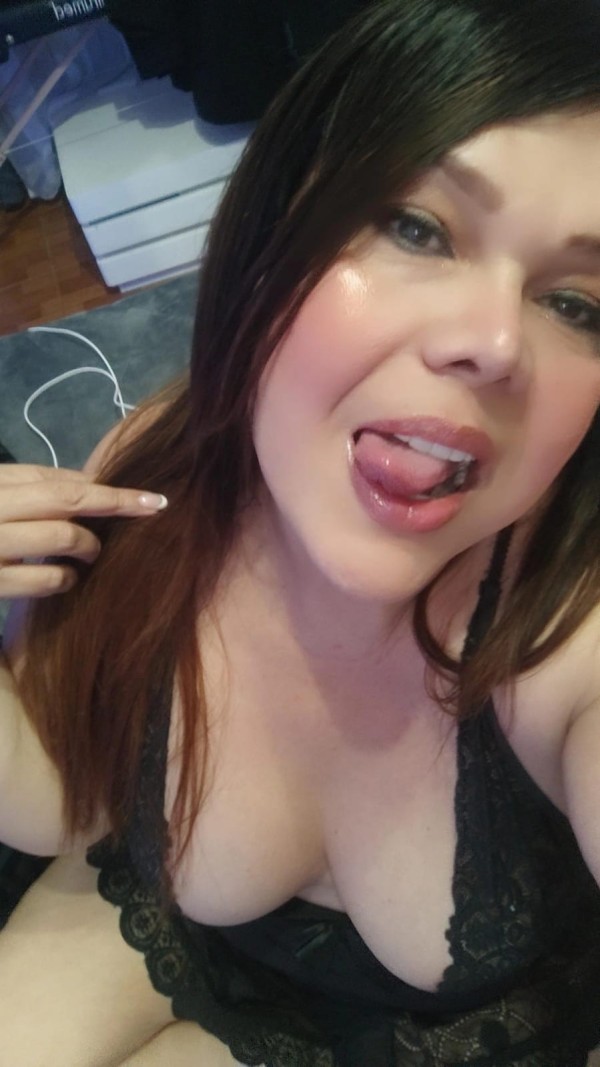 Trans madurita curvy sexy