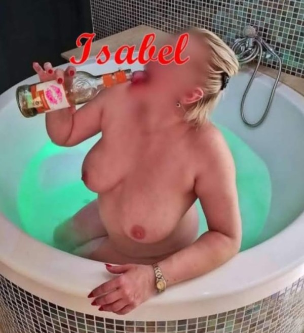 NOVEDAD  QUIERO POLLAS