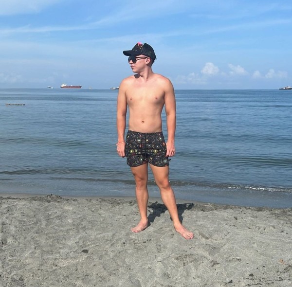 hola  latino xl en tu cuidad recien llegado para  complacerte