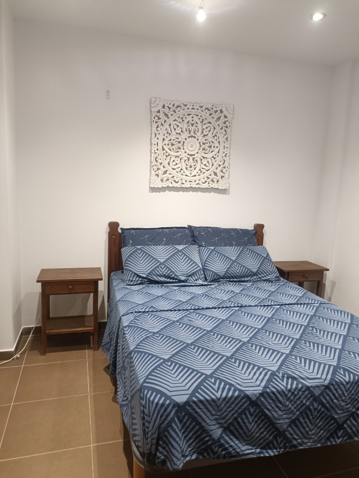 EN SANT PERE DE RIBES 24H DISCRETA EDUCADAS