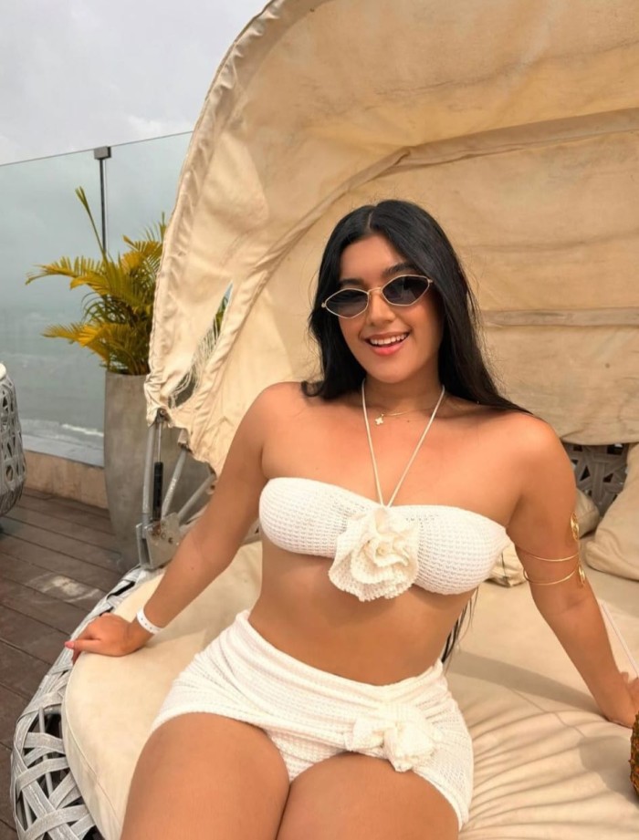KENDAL TU ESCORT DE LUJO PRIMERA VEZ EN ARANDA DE DUERO