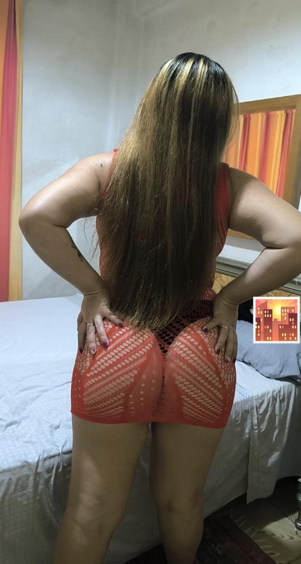 EN VINAROZ EXQUISITA DIVERTIDA ADICTA AL SEXO