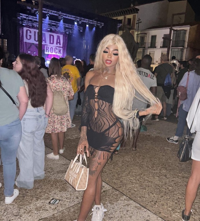 MULATA COLOMBIANA GUARRA, MORBOSA Y MUY PLACENTERA